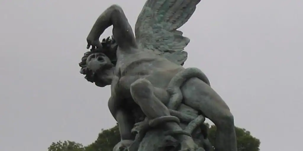 ¿Cuál es el nombre de Satanas cuando era un ángel?